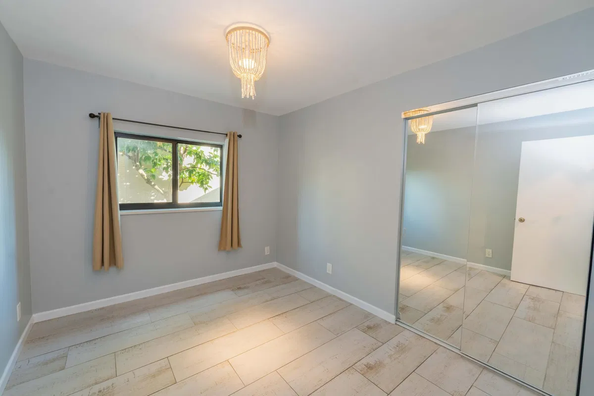  Residence photo 22
