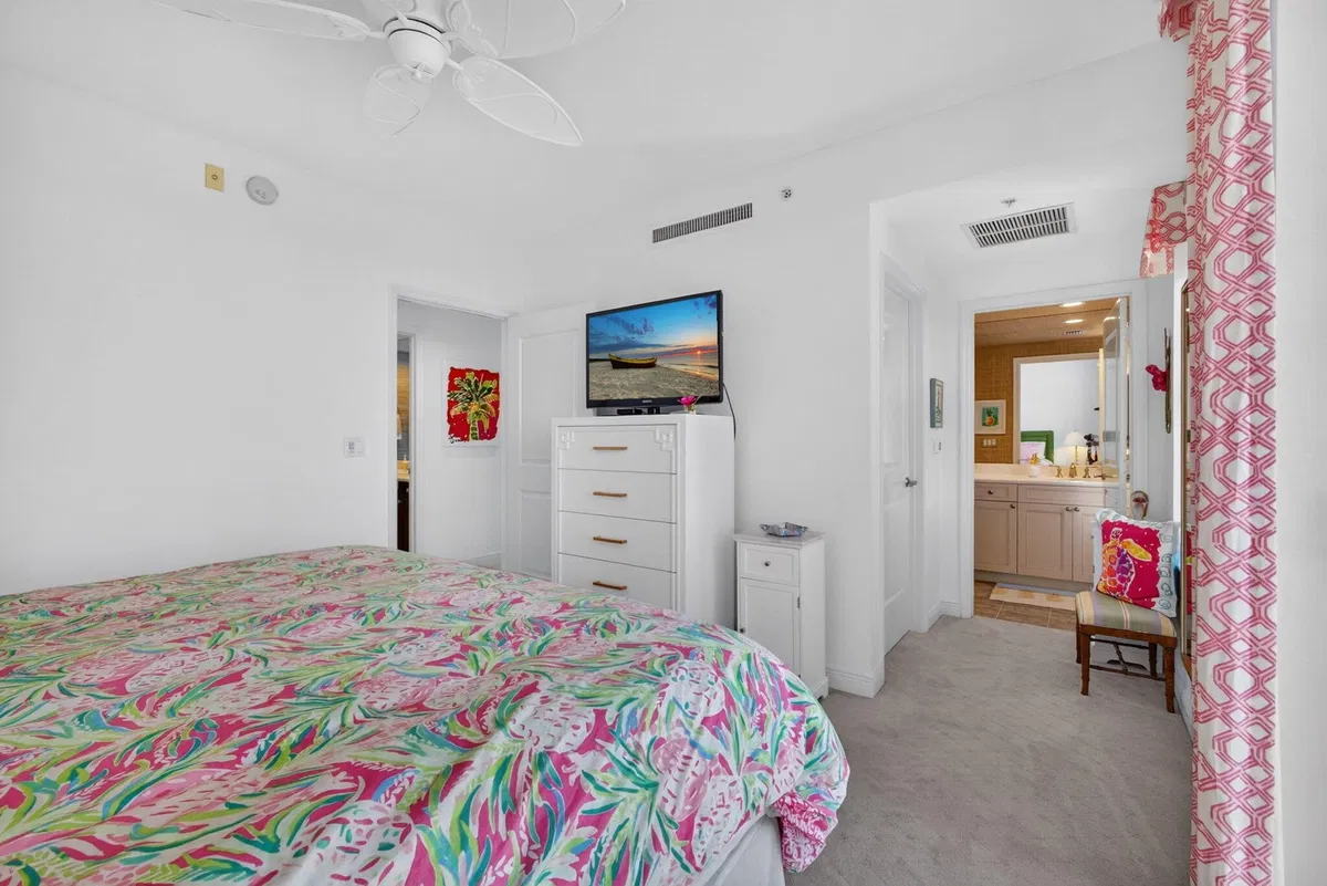 Jupiter Yacht Club Unit 505 photo 22