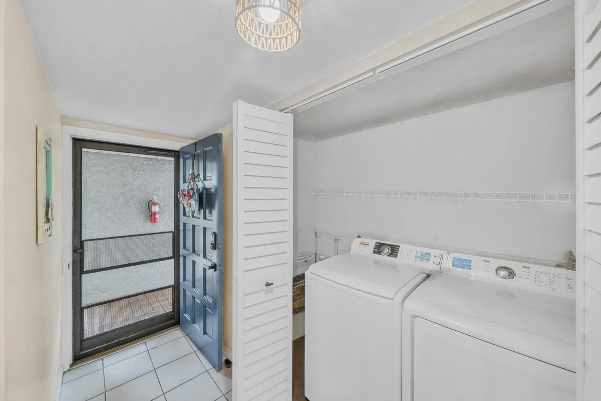 Residence photo 55