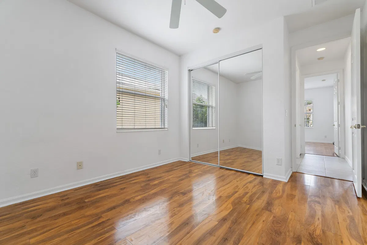Residence photo 31