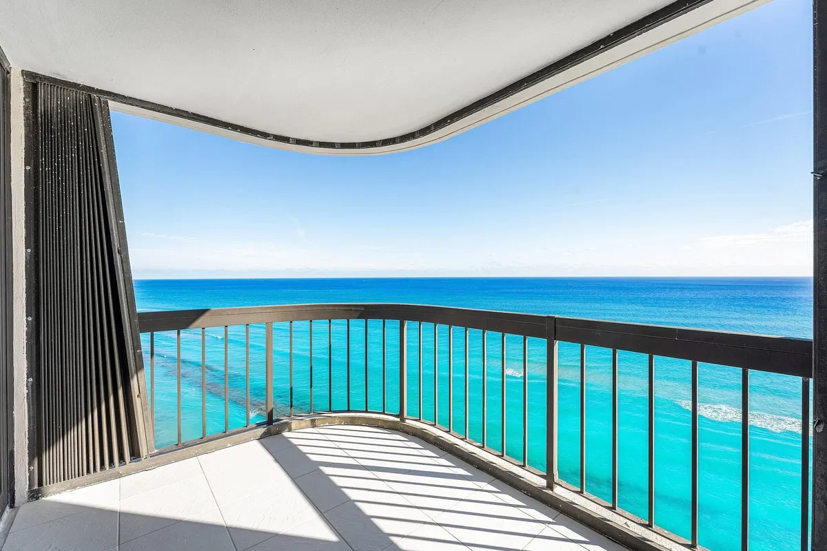 Eastpointe Singer Island Unit 19D photo 25