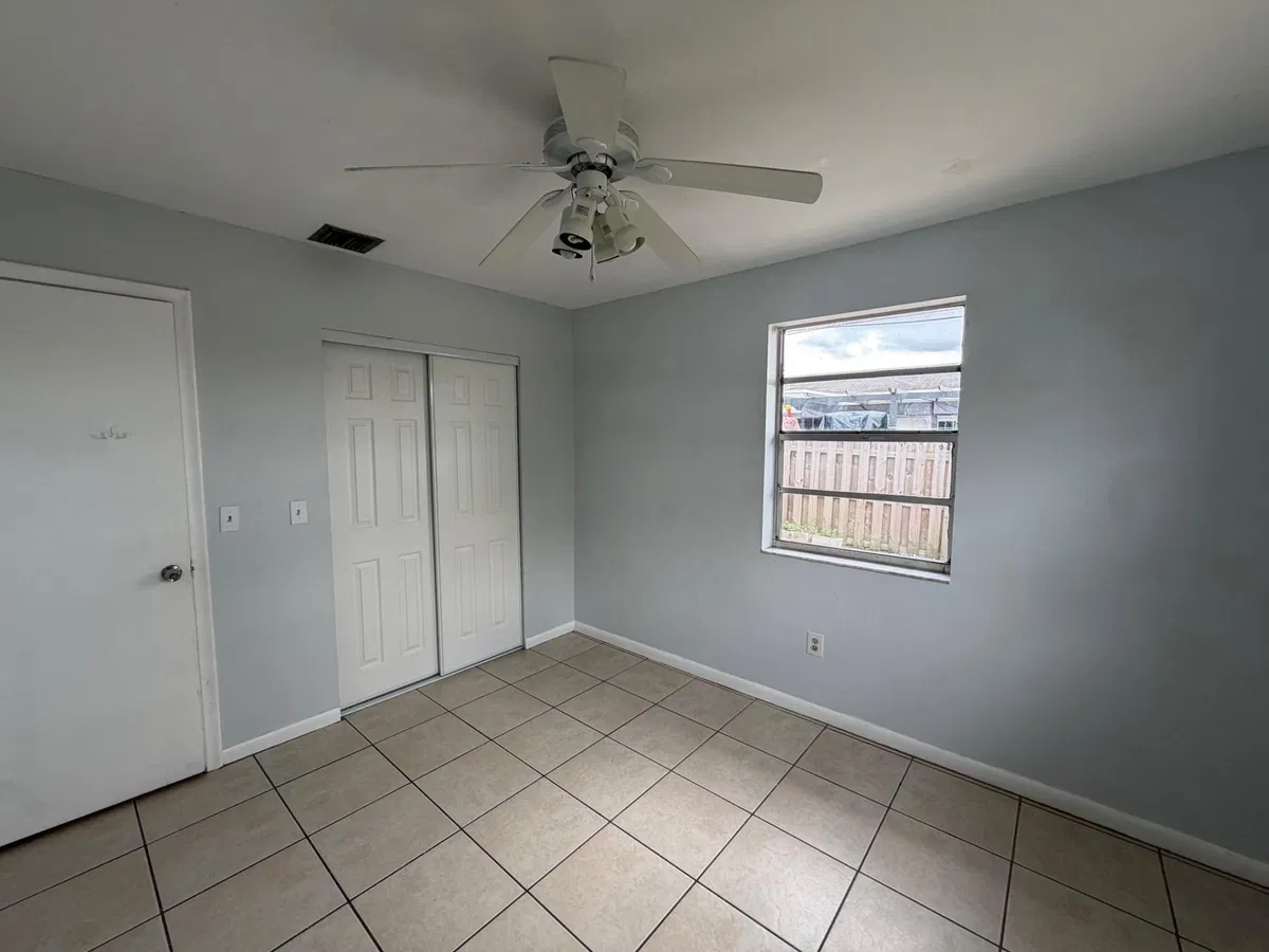 Residence photo 7
