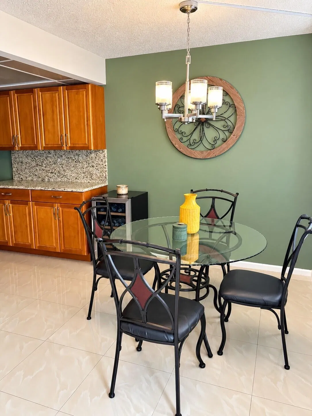 Unit 3004 photo 7