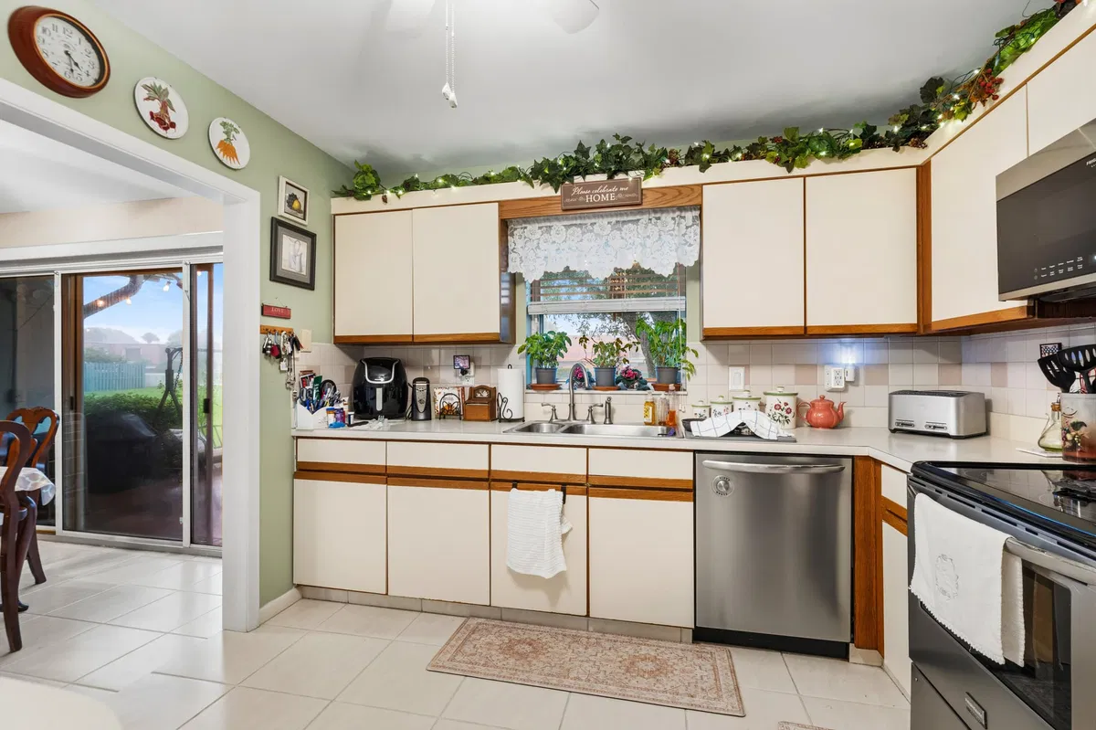  Residence photo 13