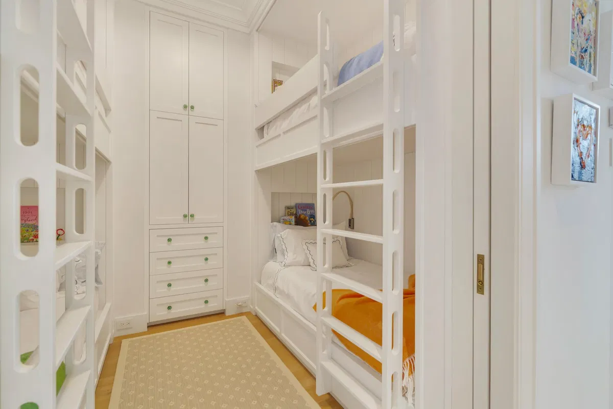 Residence photo 28