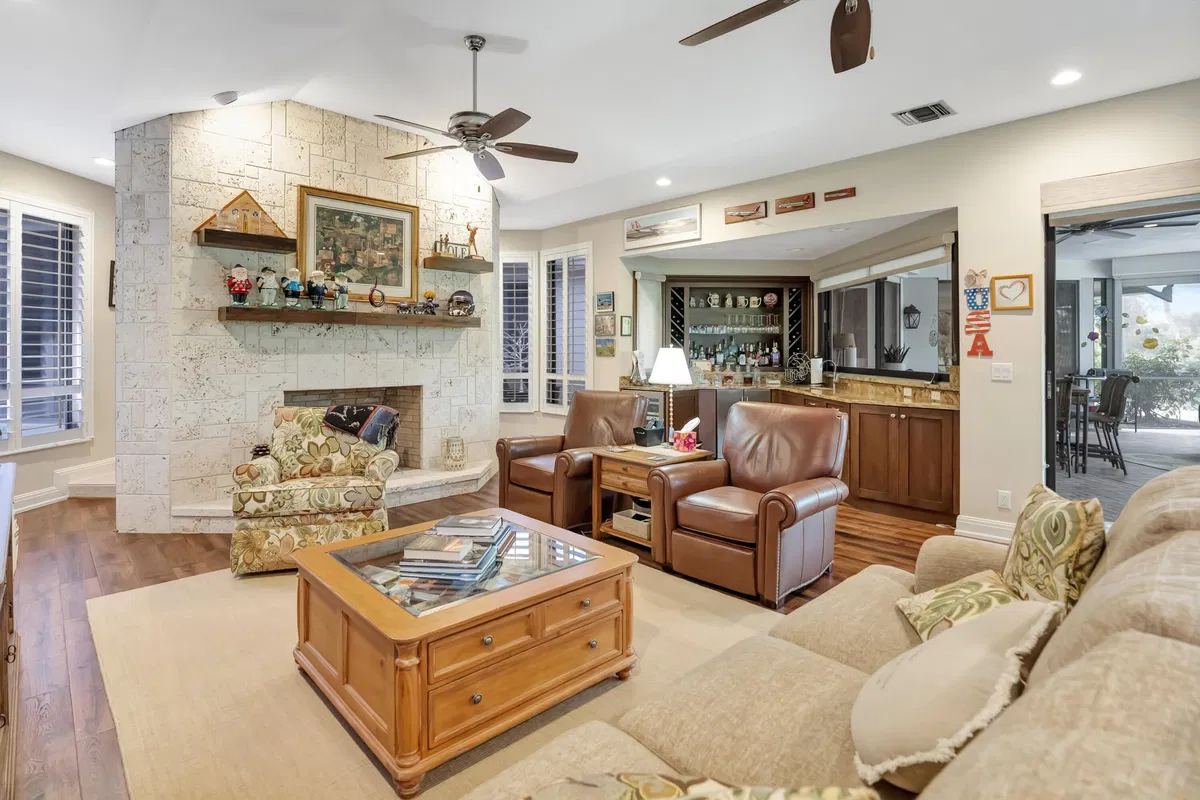 Residence photo 7