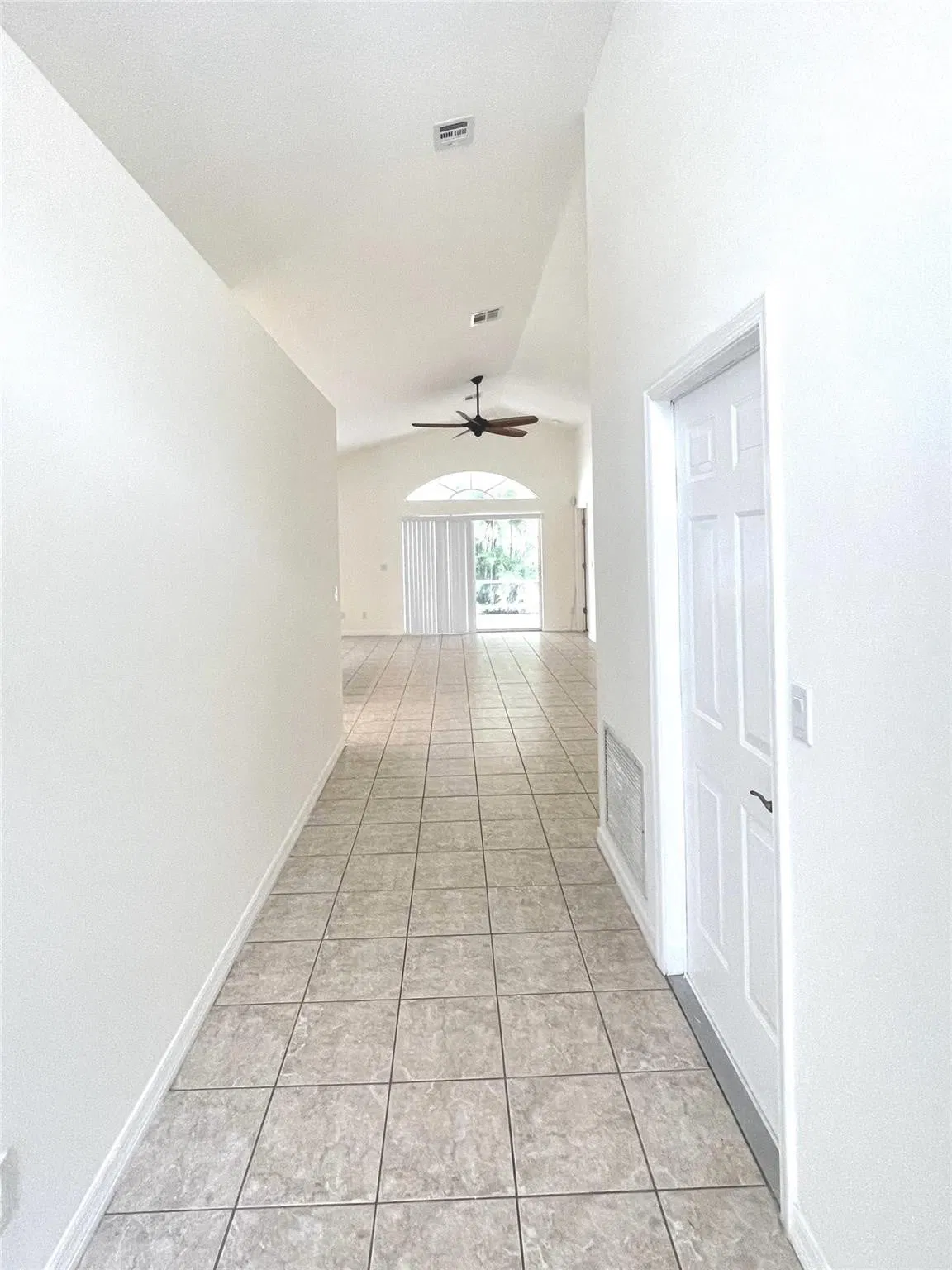  Residence photo 7