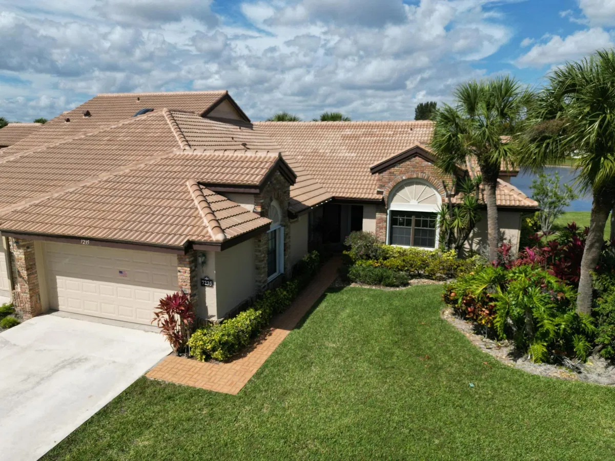 Residence photo 4