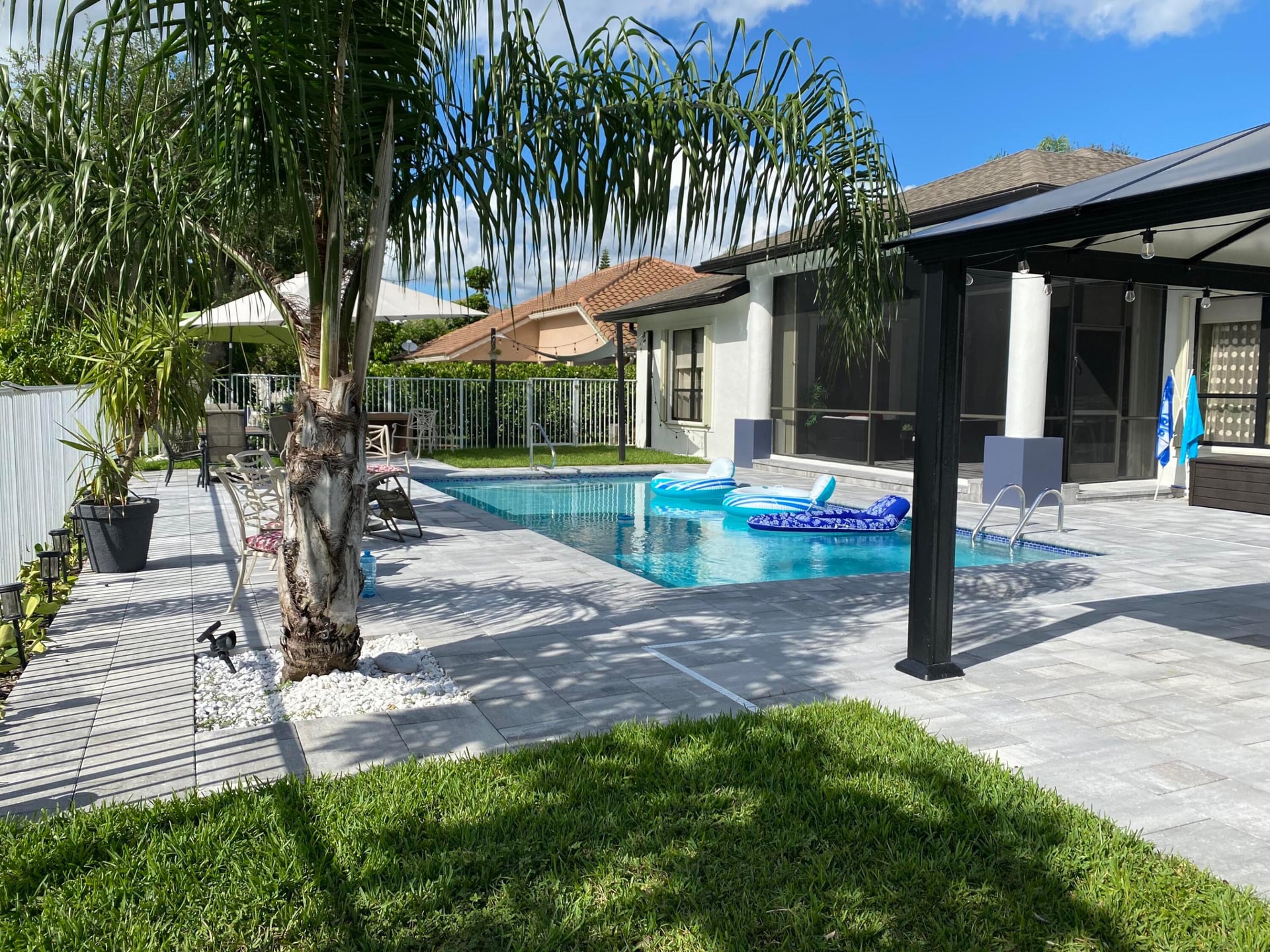 Residence photo 16