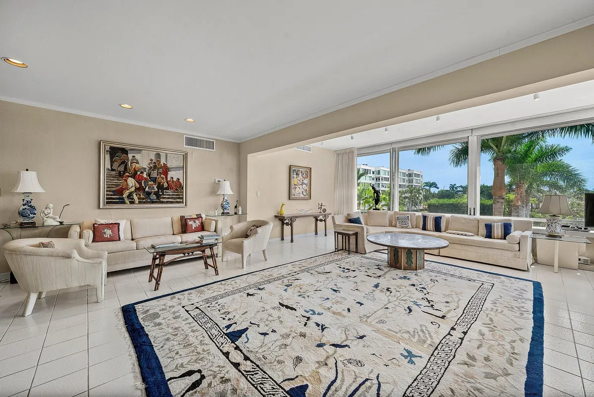 Palm Beach Towers, Palm Beach Unit 222B photo 7