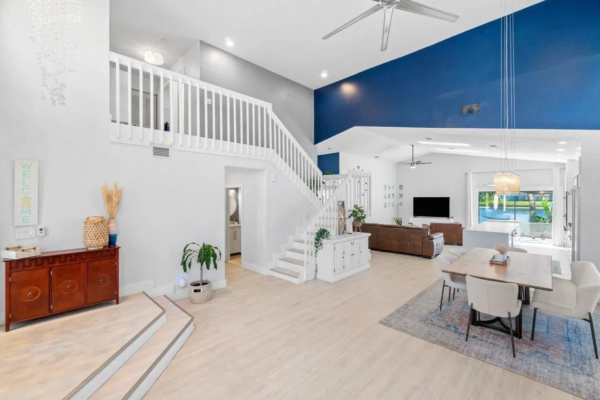 Residence photo 4