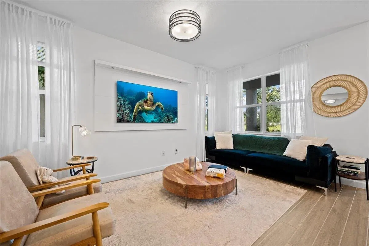 Residence photo 4