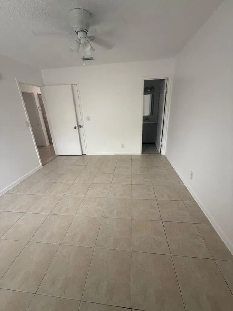  Residence photo 13