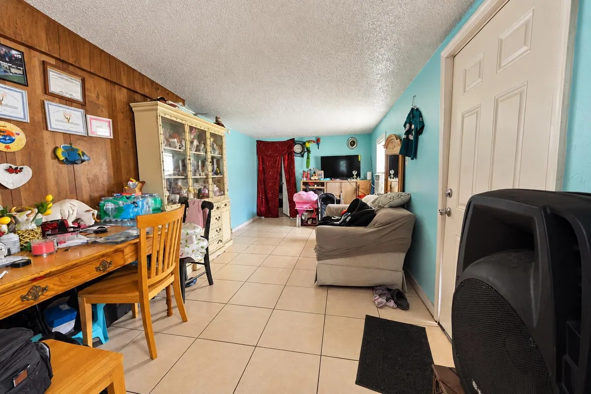Residence photo 7