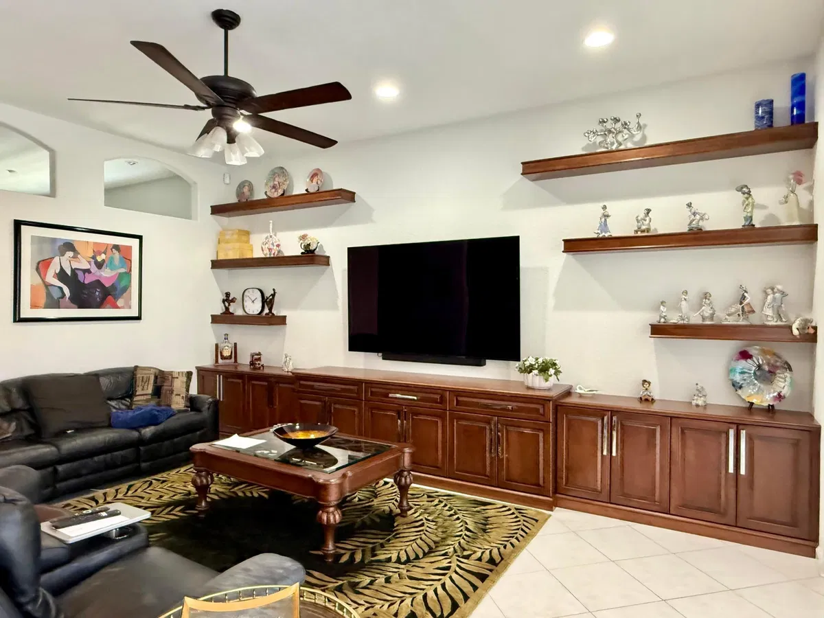 Residence photo 4