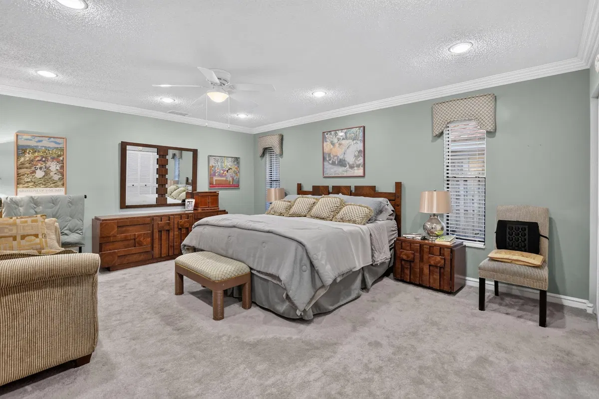 Thornhill Green Residence photo 19