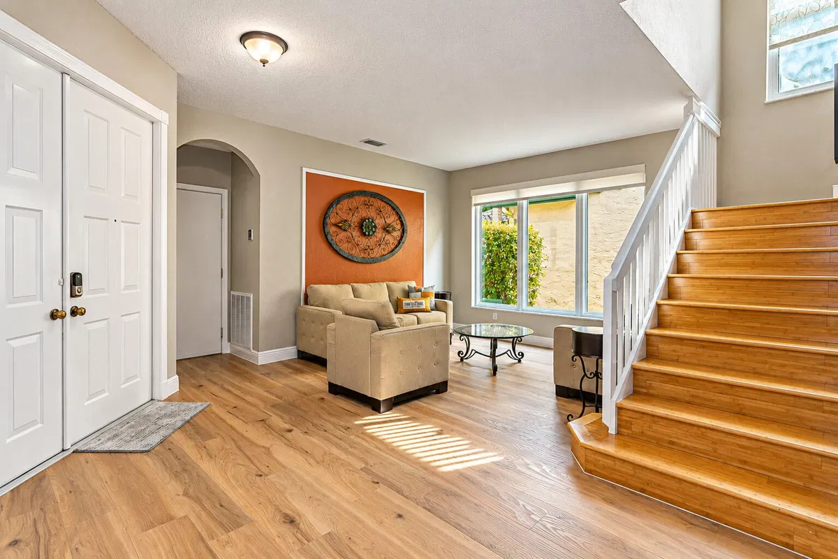 Residence photo 19