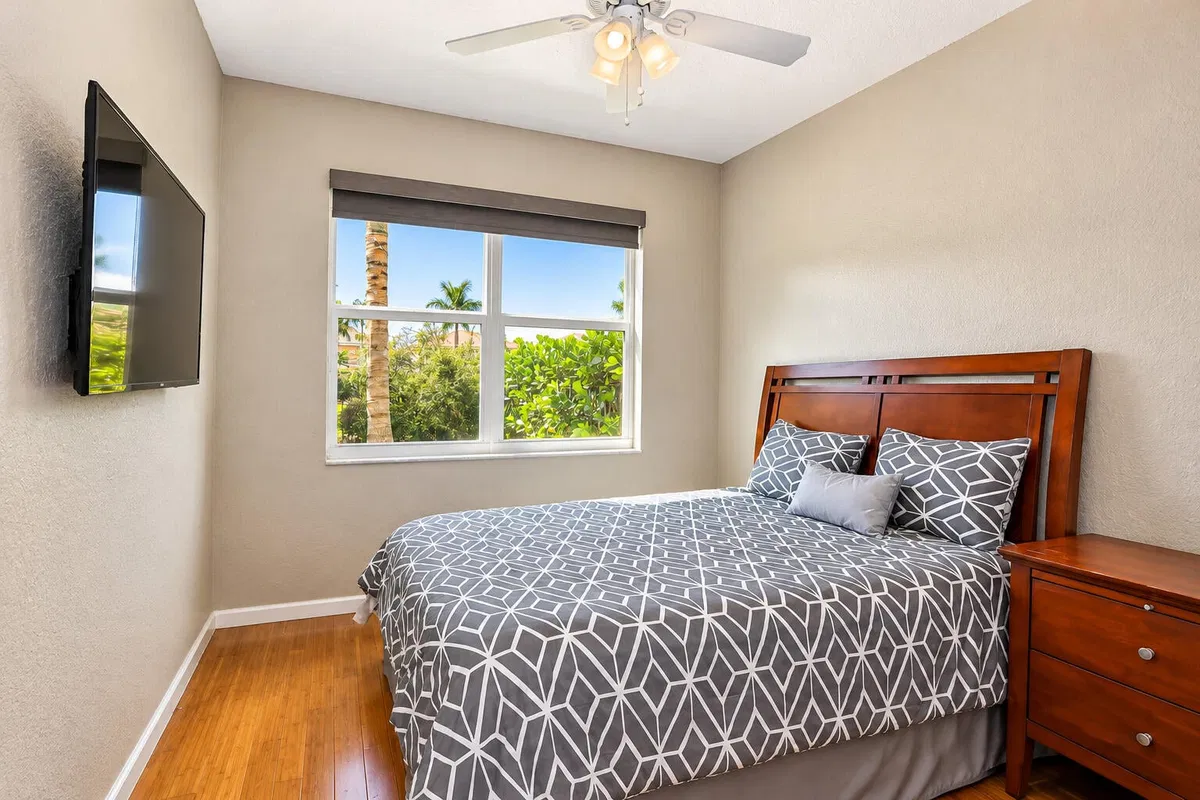 Residence photo 34