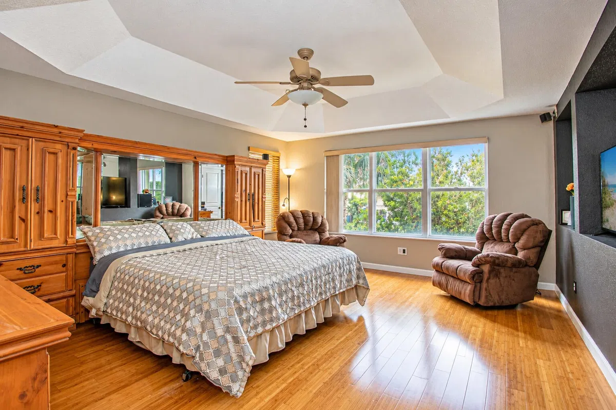 Residence photo 37