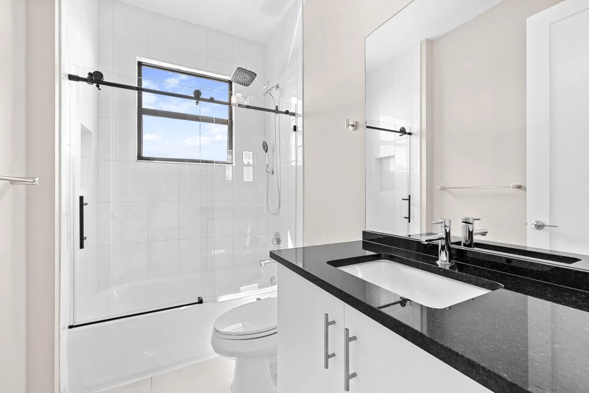 Residence photo 28