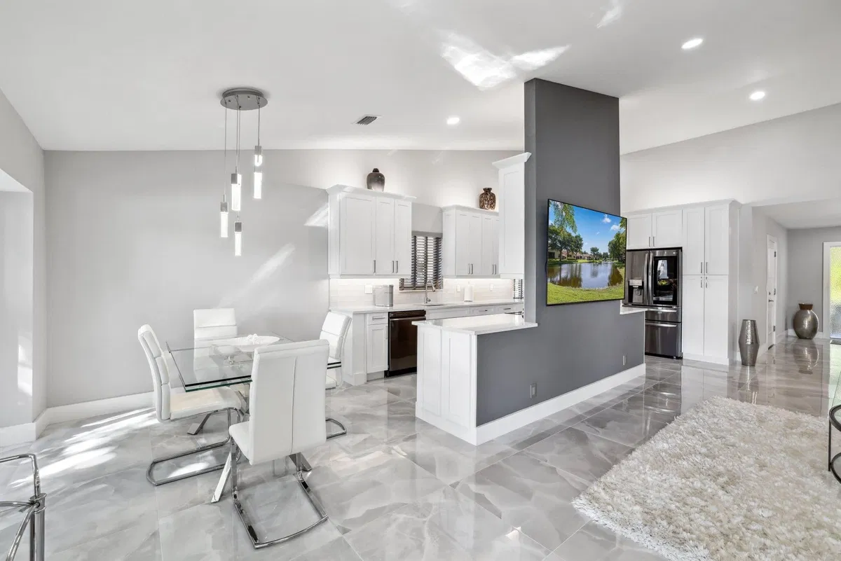 Residence photo 10