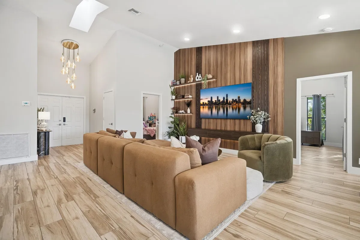  Residence photo 7