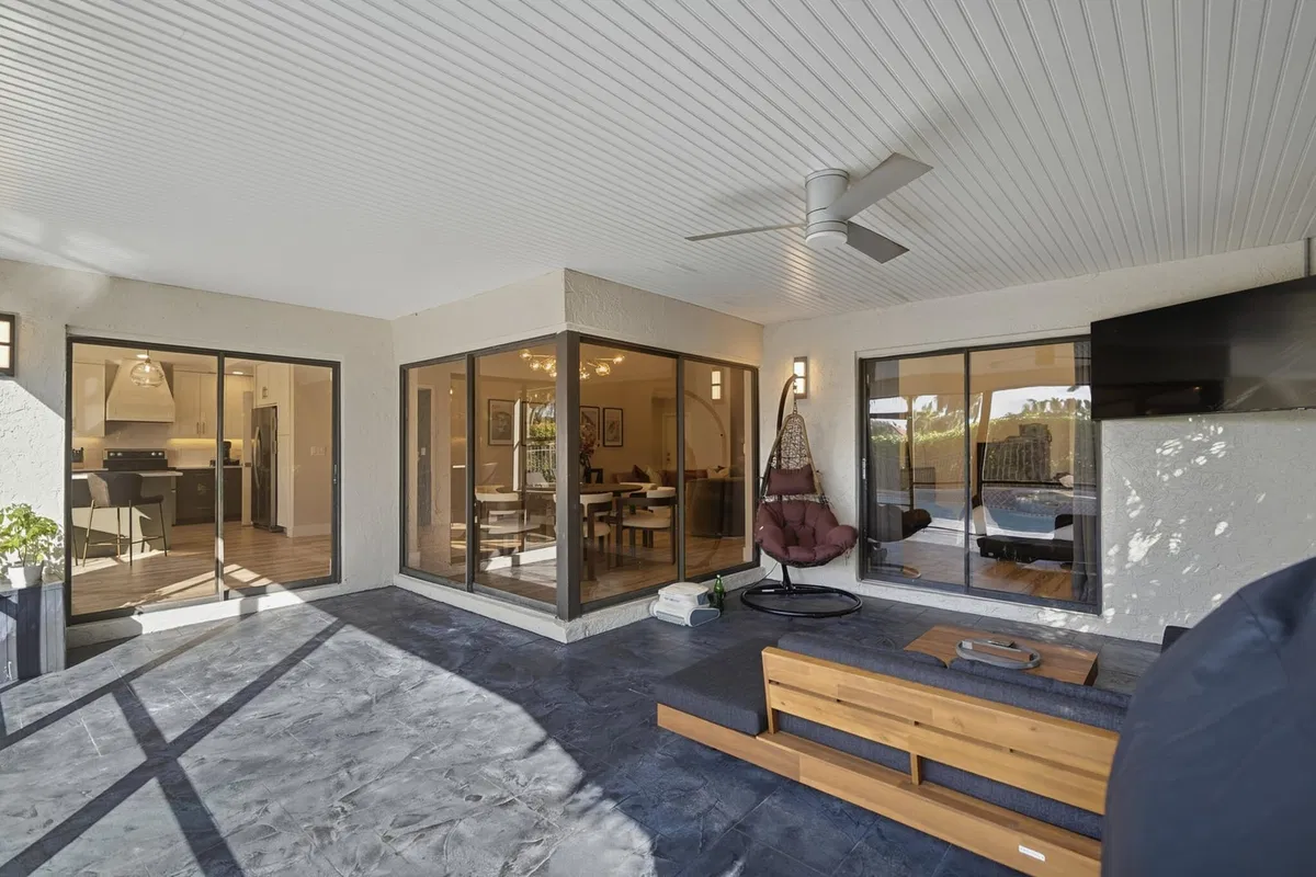  Residence photo 25