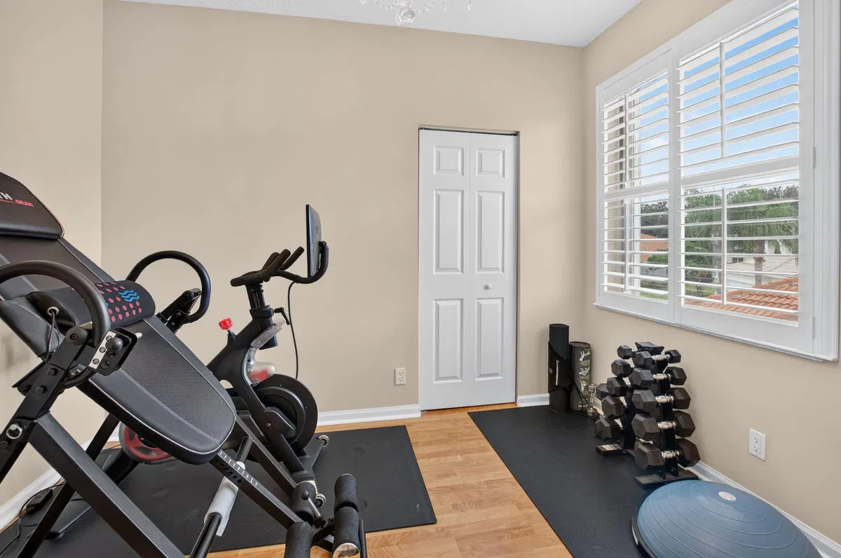  Residence photo 31