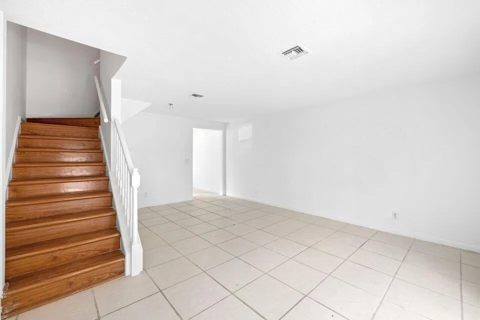  Residence photo 10