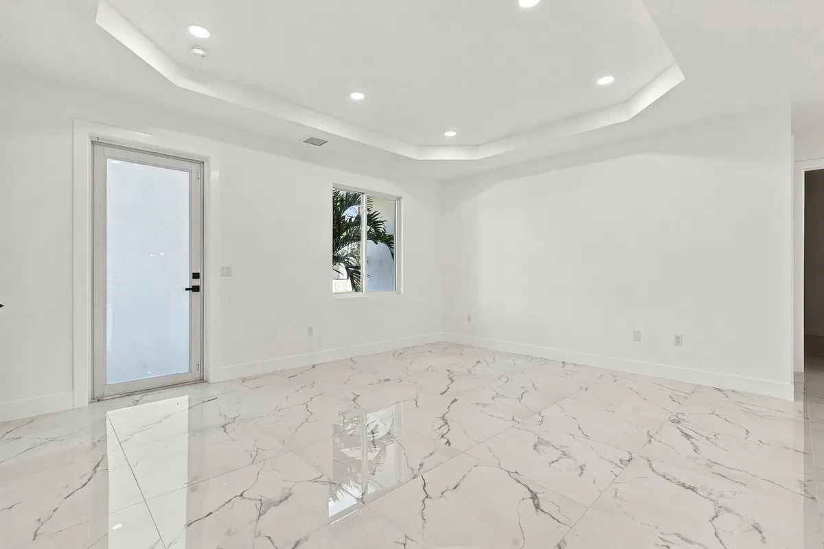 Residence photo 10