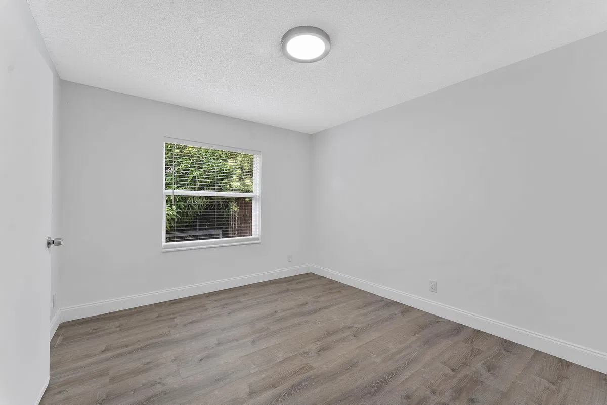 Residence photo 13