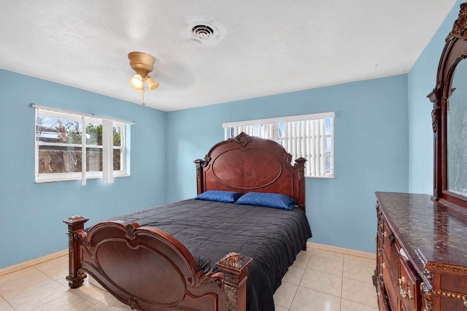 Residence photo 28