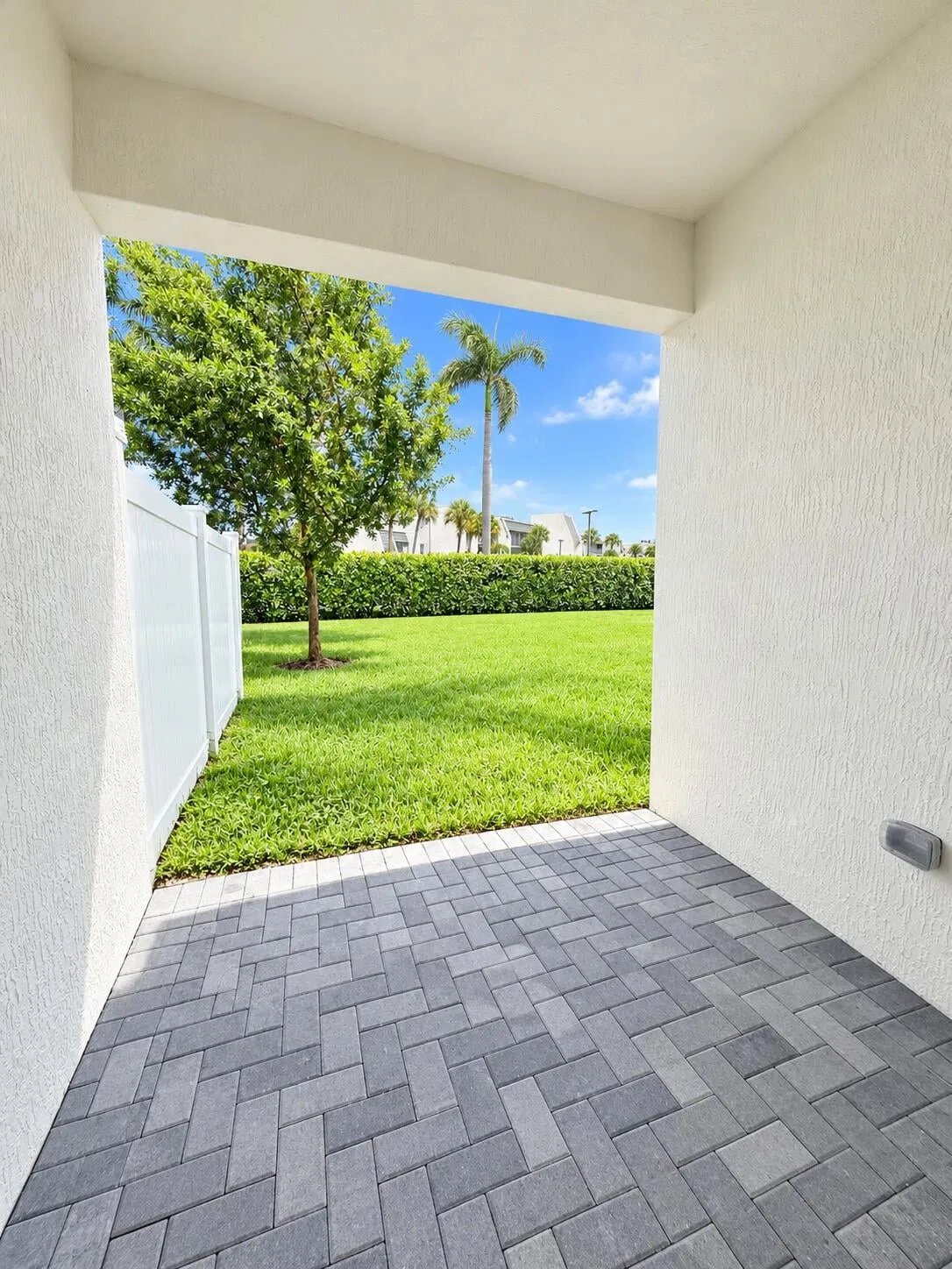  Residence photo 19