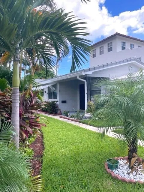 SoSo West Palm Beach Unit 1