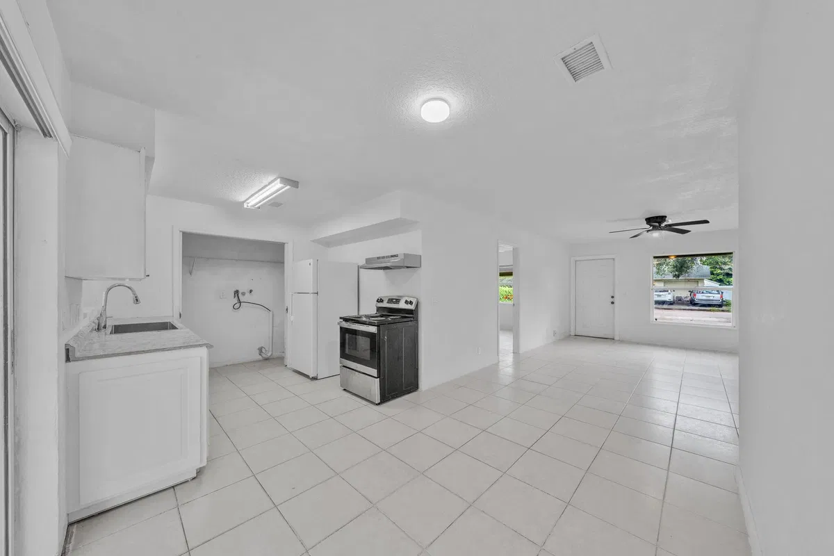Residence photo 37