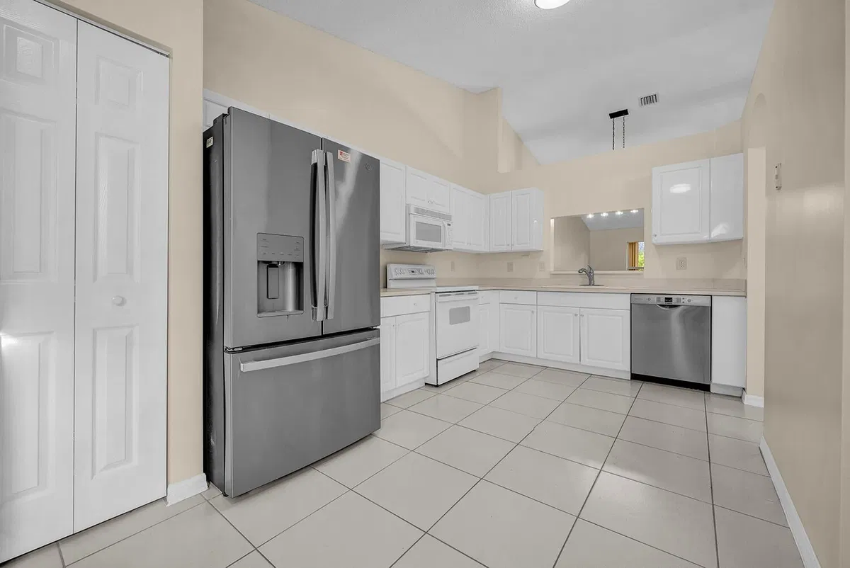 Residence photo 4