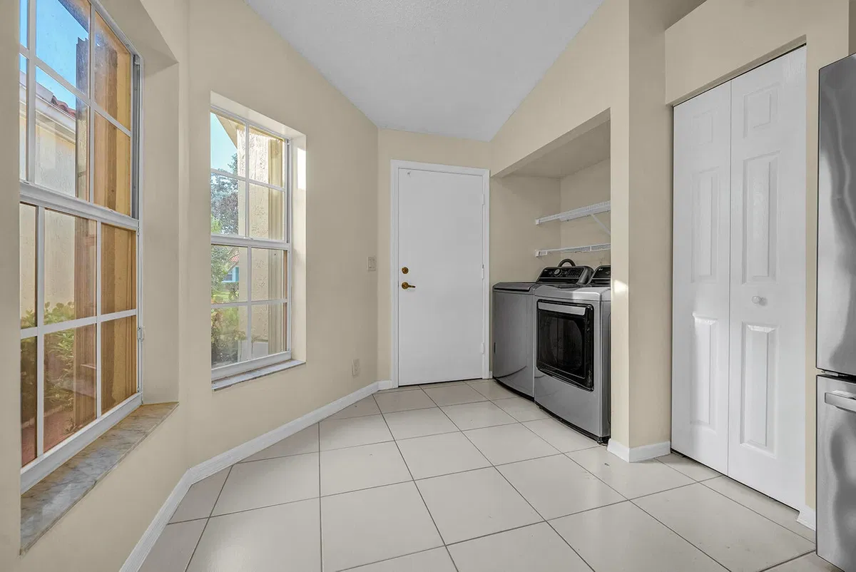 Residence photo 7
