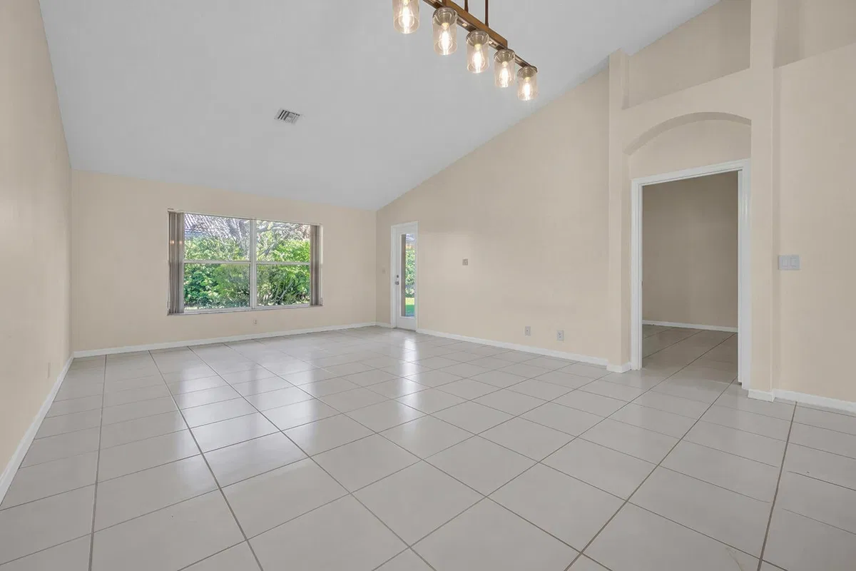 Residence photo 10