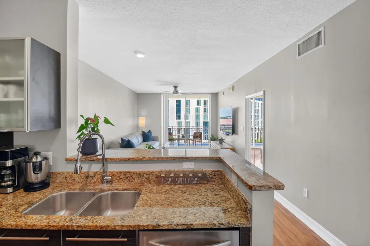 CityPlace South Tower Unit 821 photo 10