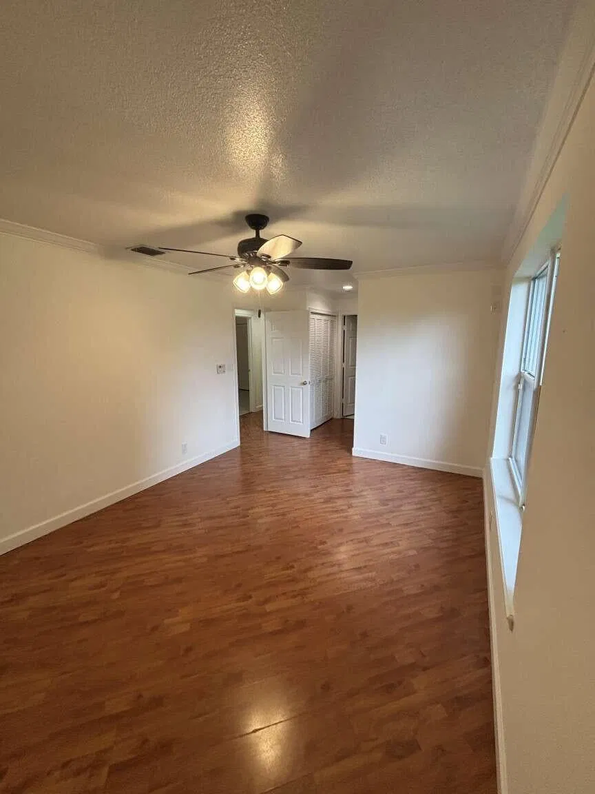 Residence photo 13