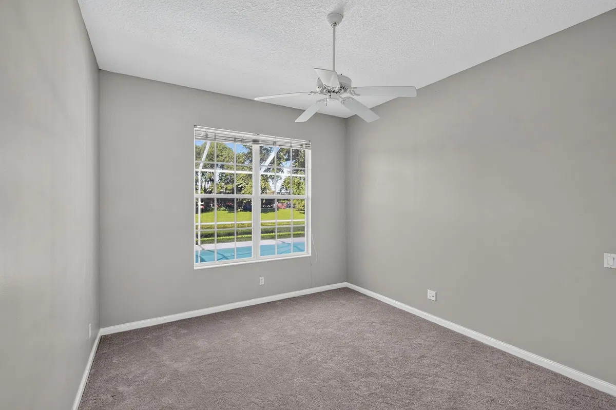  Residence photo 19