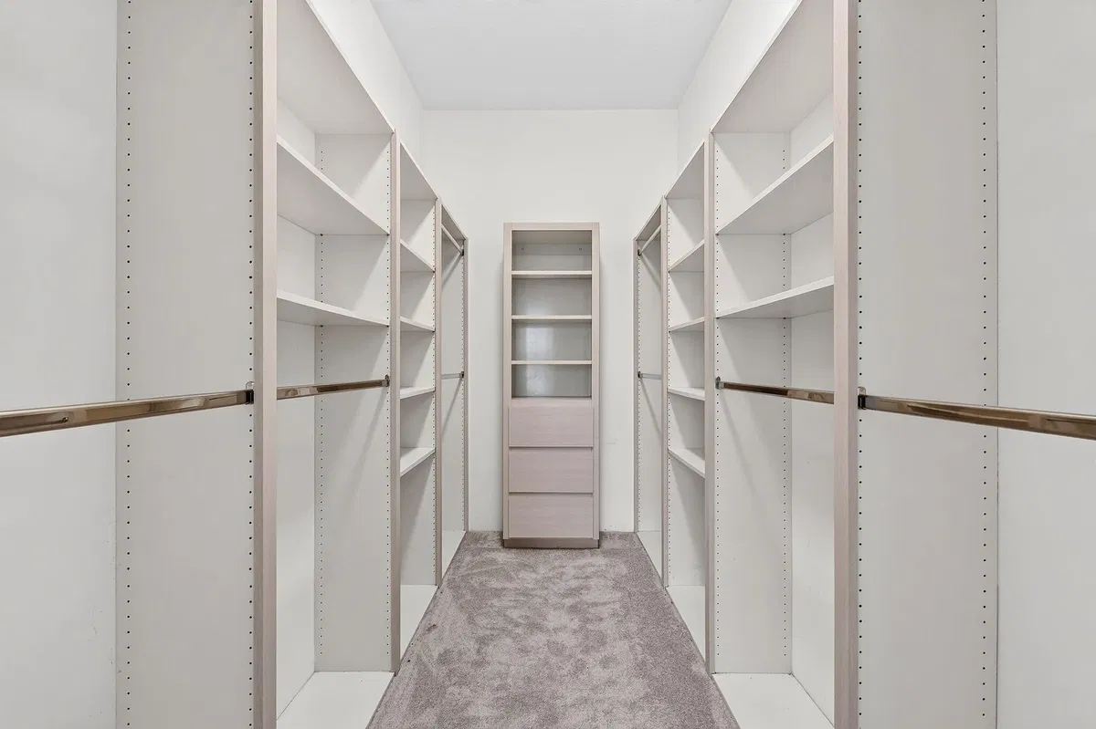  Residence photo 22