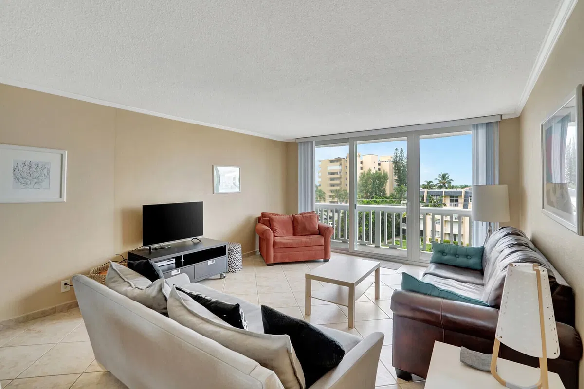 South Palm Beach Unit 511 photo 10