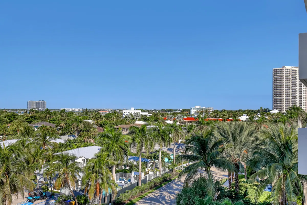 Palm Beach Shores Unit 601 photo 4