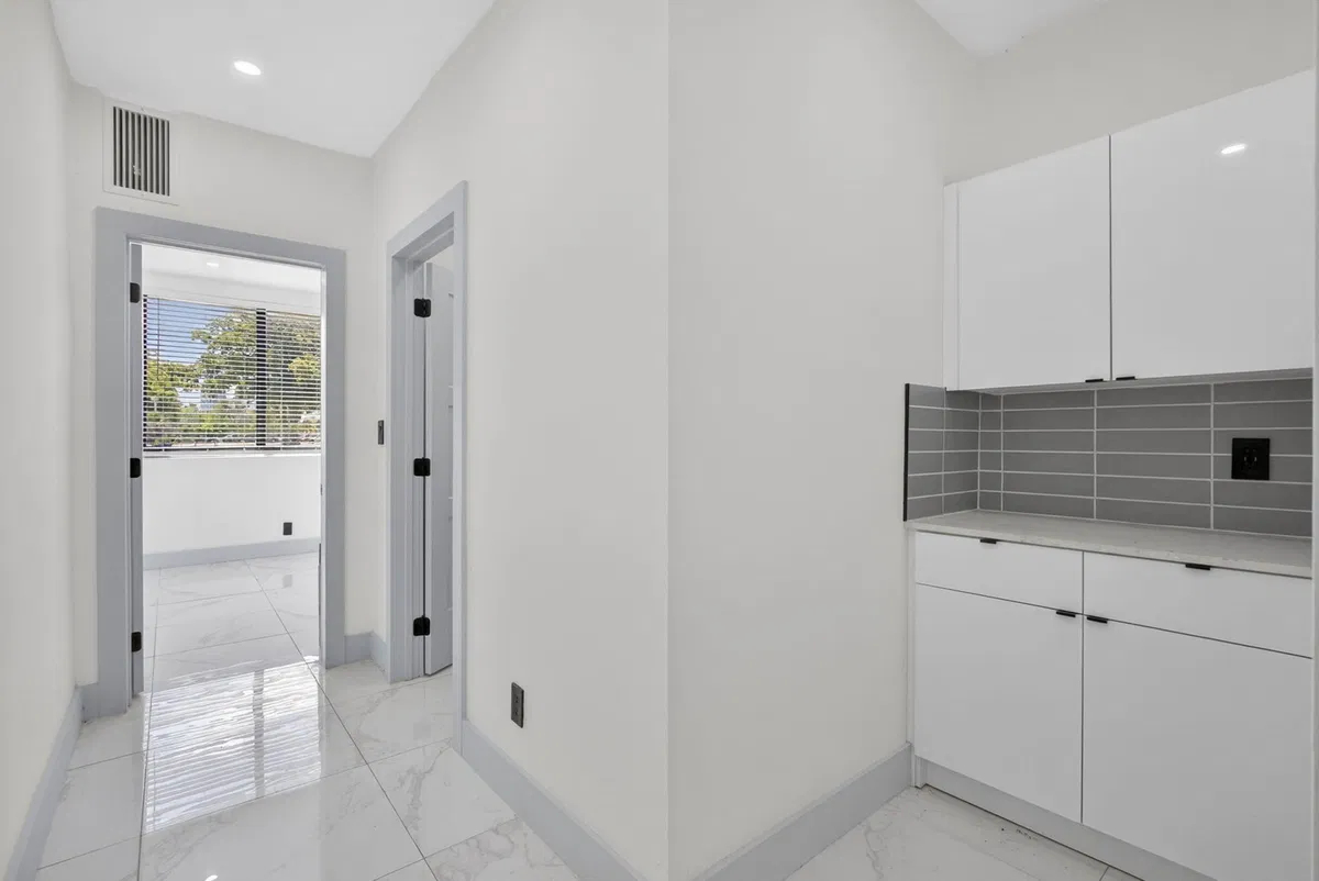 Downtown West Palm Beach Unit Unit 320 photo 10