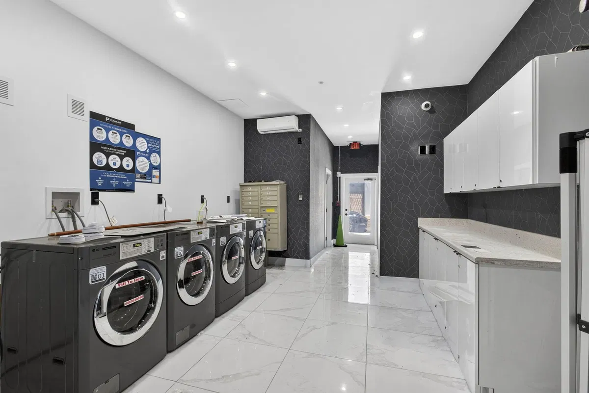 Downtown West Palm Beach Unit Unit 320 photo 13