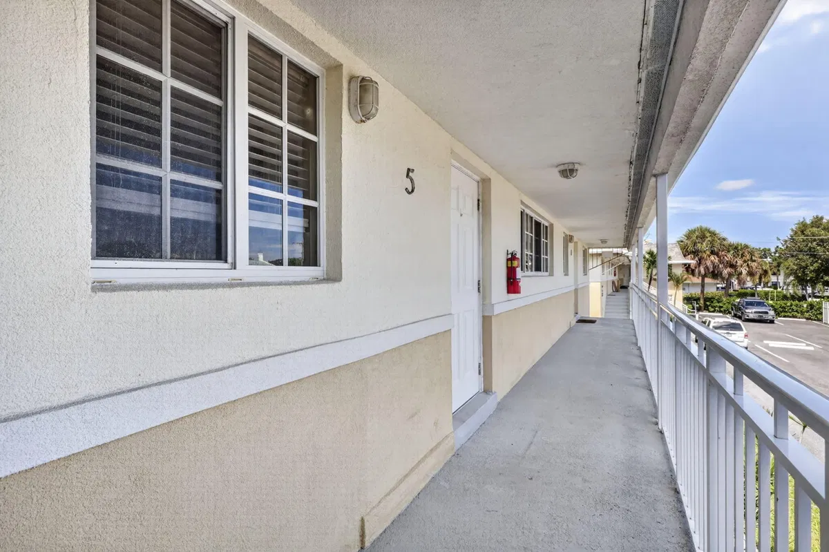 Village of North Palm Beach Unit 5