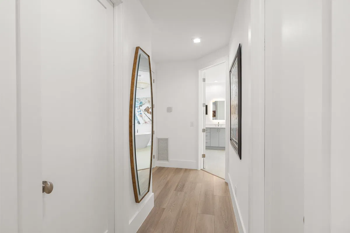 Residence photo 25