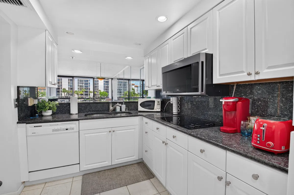  Unit 206 photo 13