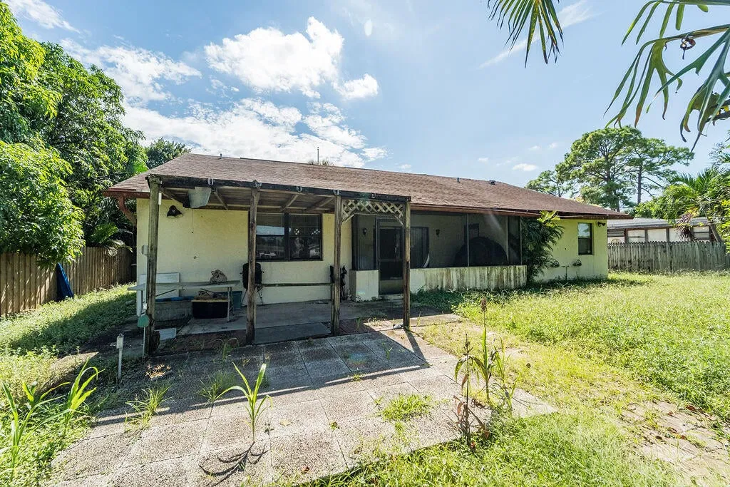 Residence photo 28